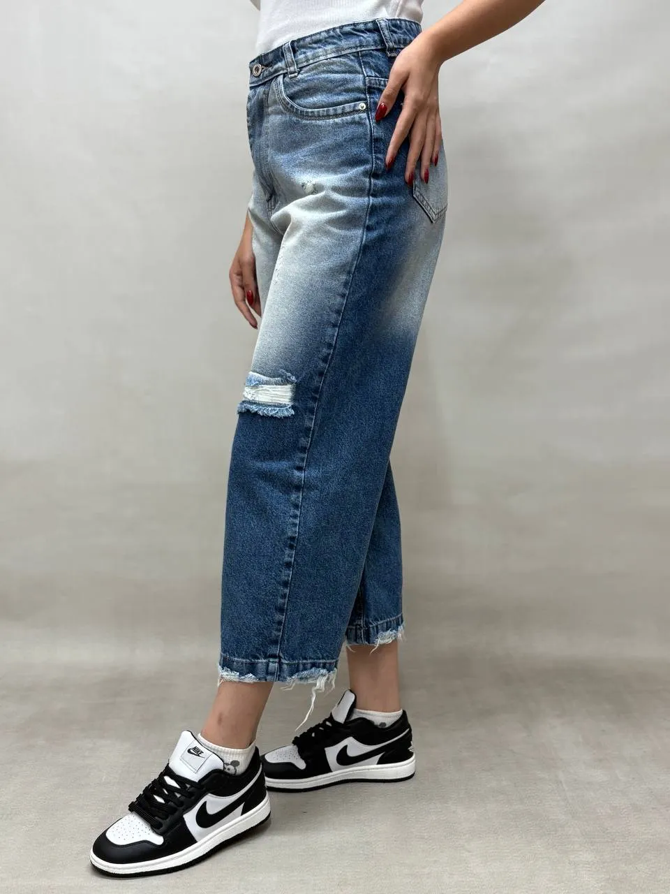 5940715751155551744_2_11zon